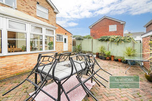 Photo 25- click for photo gallery